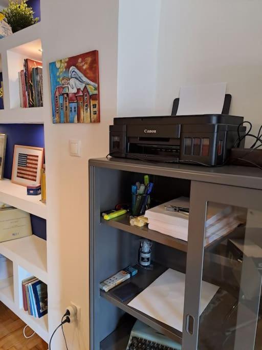 Chic Comfort: Where Cozy Meets Professional Atenas Exterior foto